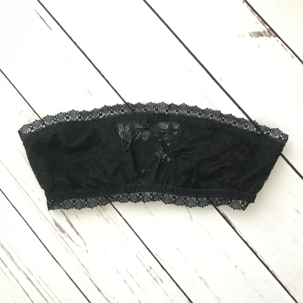 2/$20 🔥 VS Convertible Lace Bandeau Bralette